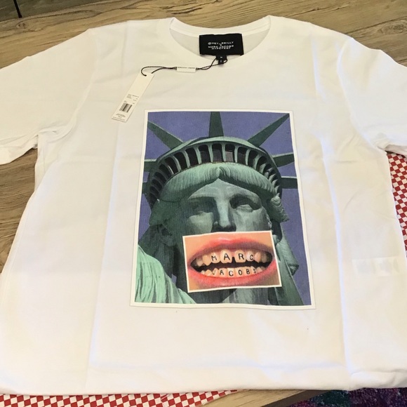 NWT MARC JACOBS X@HEY_REILLY  GRAPHIC TEE - Picture 2 of 9